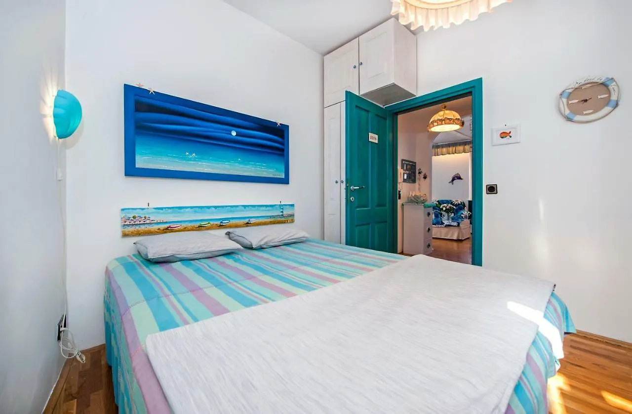 Riva Blu Sea View Apartment Rovinj
