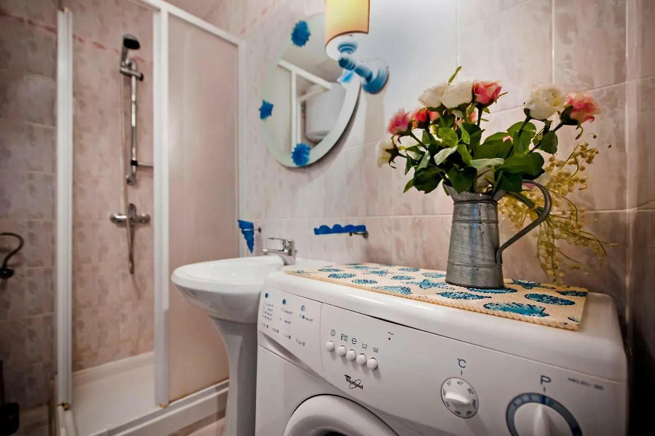 Riva Blu Sea View Apartment Rovinj 0*,  Chorwacja